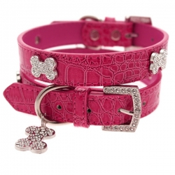 Collier pour chien rose en cuir